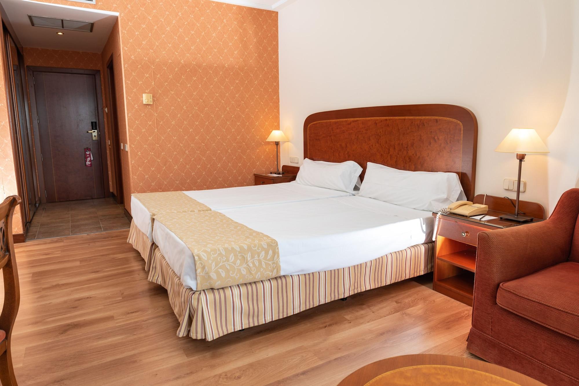Termes Montbrio Hotel & Spa Montbrio del Camp Luaran gambar