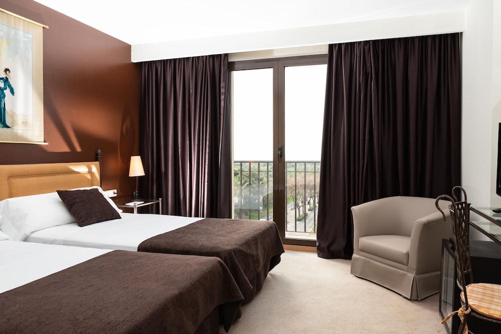 Termes Montbrio Hotel & Spa Montbrio del Camp Luaran gambar