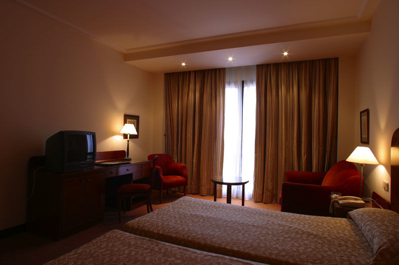 Termes Montbrio Hotel & Spa Montbrio del Camp Bilik gambar