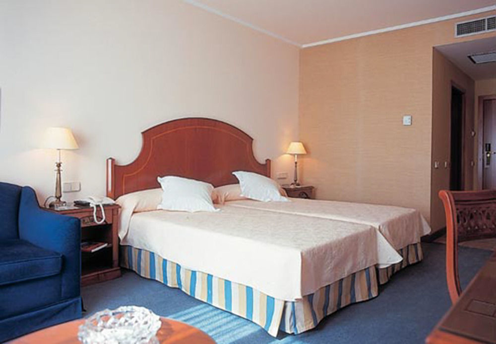 Termes Montbrio Hotel & Spa Montbrio del Camp Bilik gambar